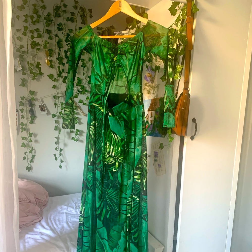 Off the shoulder maxi dress